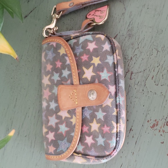 Vintage y2k Dooney Bourke Star Clutch Wristlet - Picture 5 of 11
